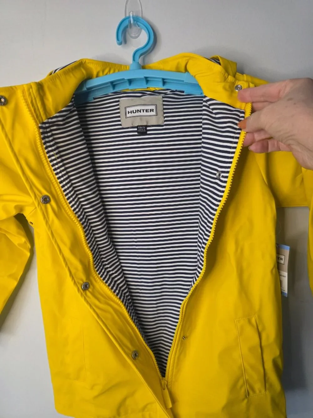 Hunter Kids Yellow Rain Jacket Zip Snap Hooded Size S (6/7) NWT READ